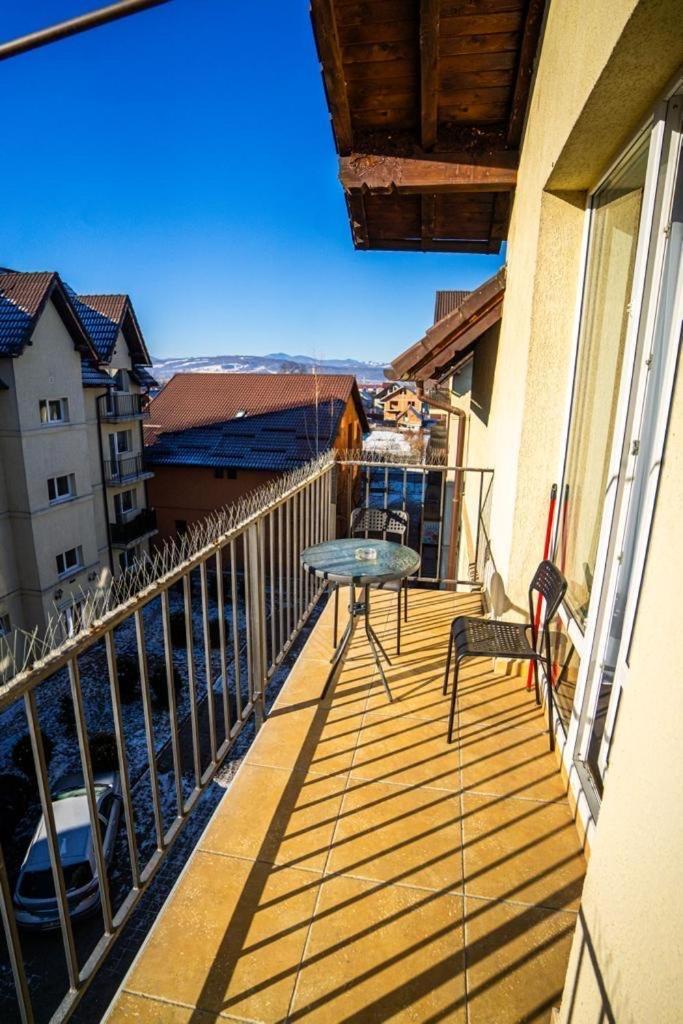 N & G Apartments Rîşnov Exterior foto